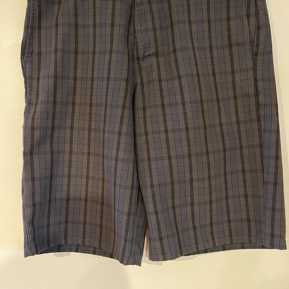 Dickies shorts.